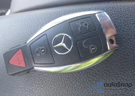 2013 Mercedes-Benz C 300 Sport 4Matic из США, поврежденный, VIN WDDGF8AB9DR257452